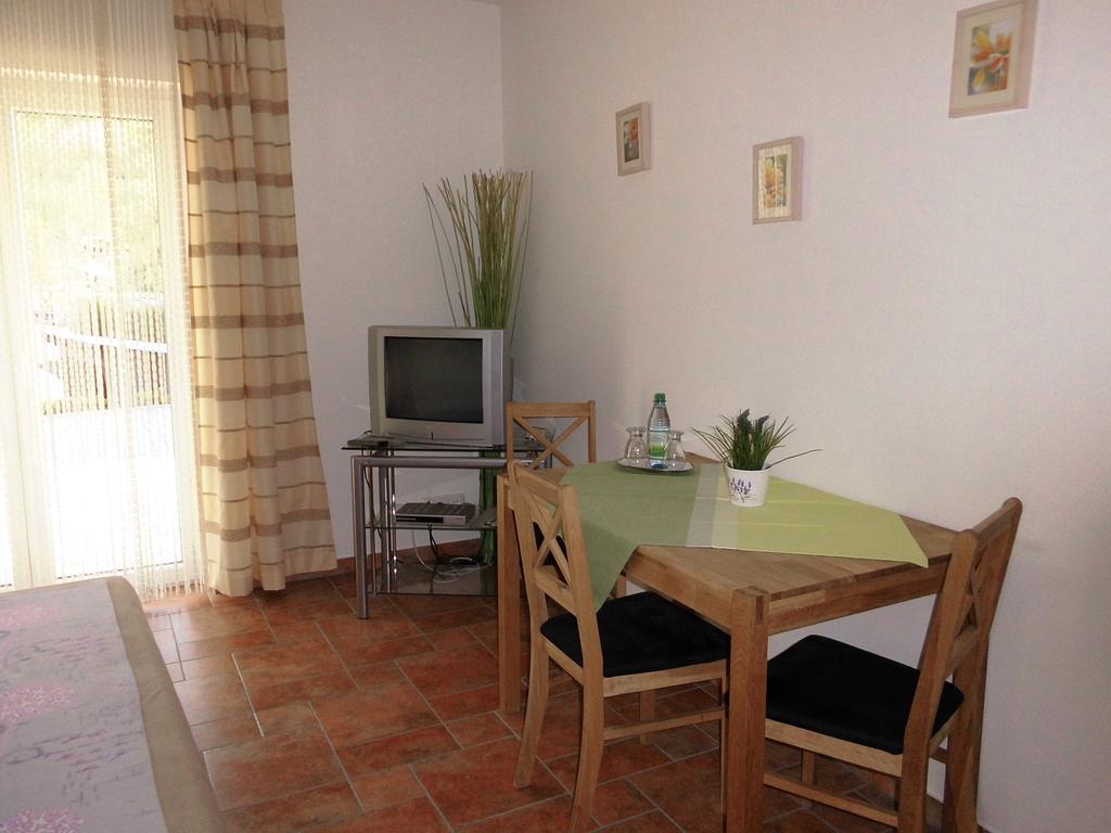 Ferienhaus Kiesel Bad Bocklet Exterior foto